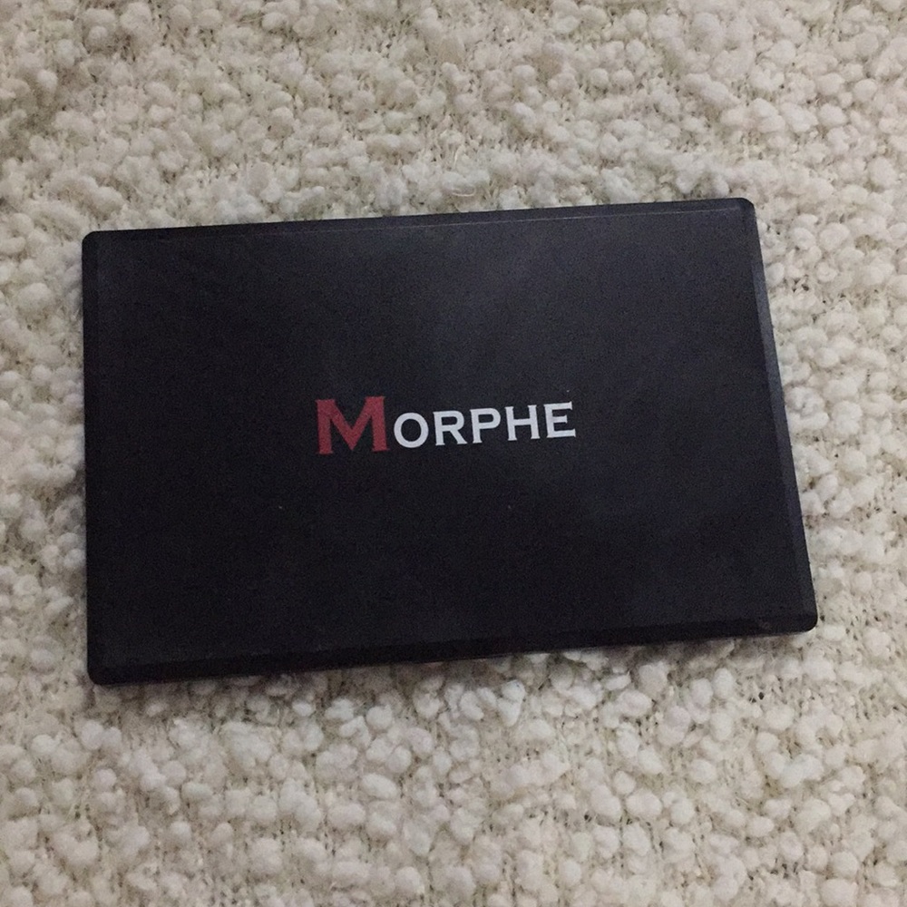Morphed Cream Contour and color corrector palette